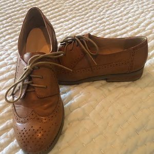 Report Swafford lace up Oxford Size 9